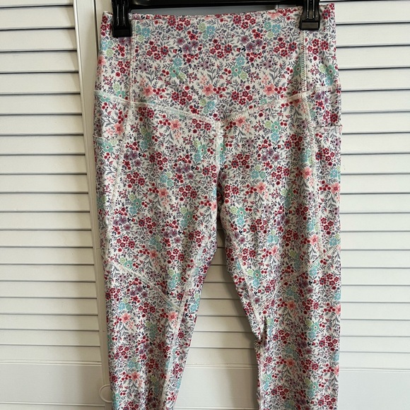 Workout pants - Picture 1 of 3